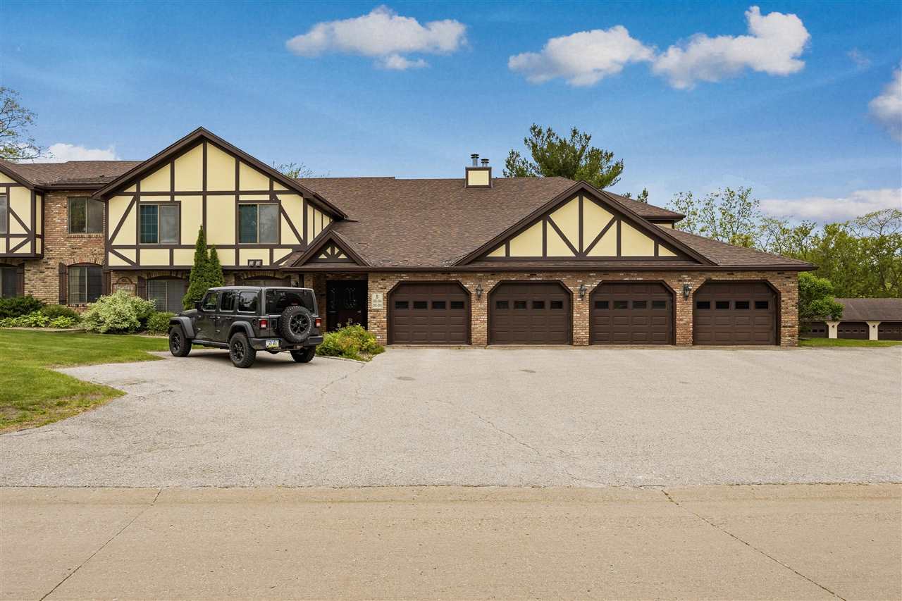 1512 1st Avenue Coralville IA 52241-2601