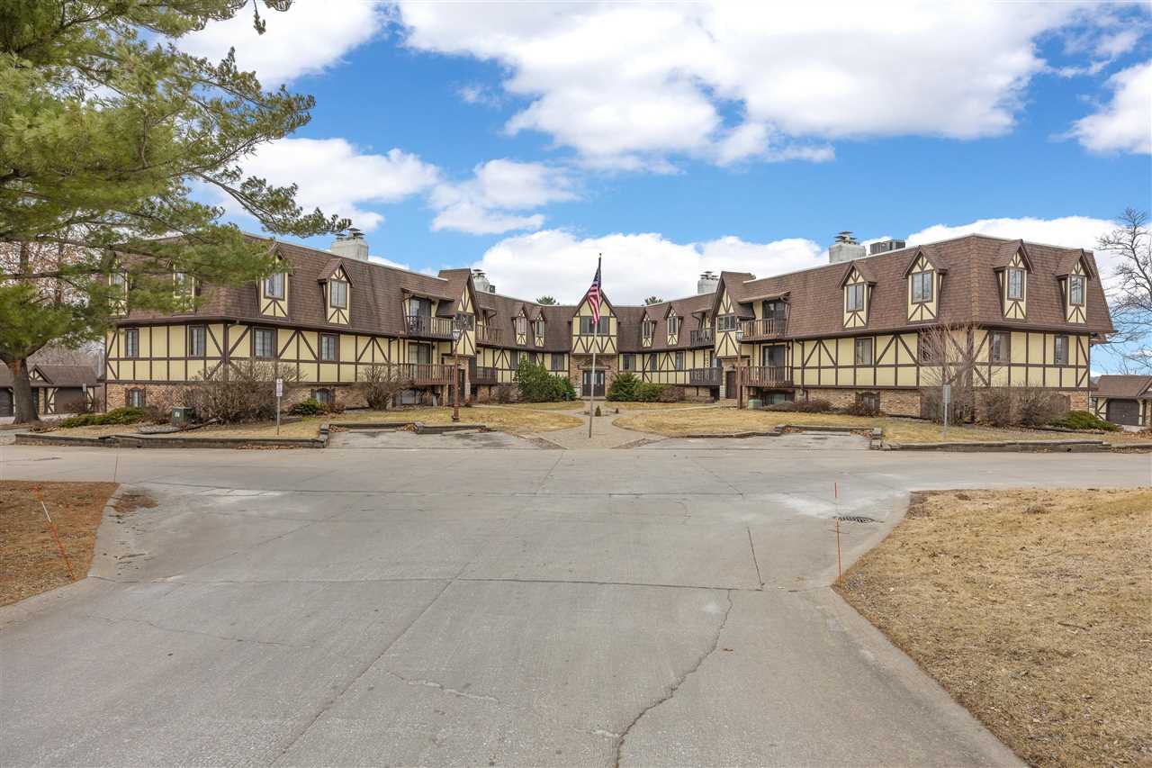 1512 1st Avenue Coralville IA 52241-2601