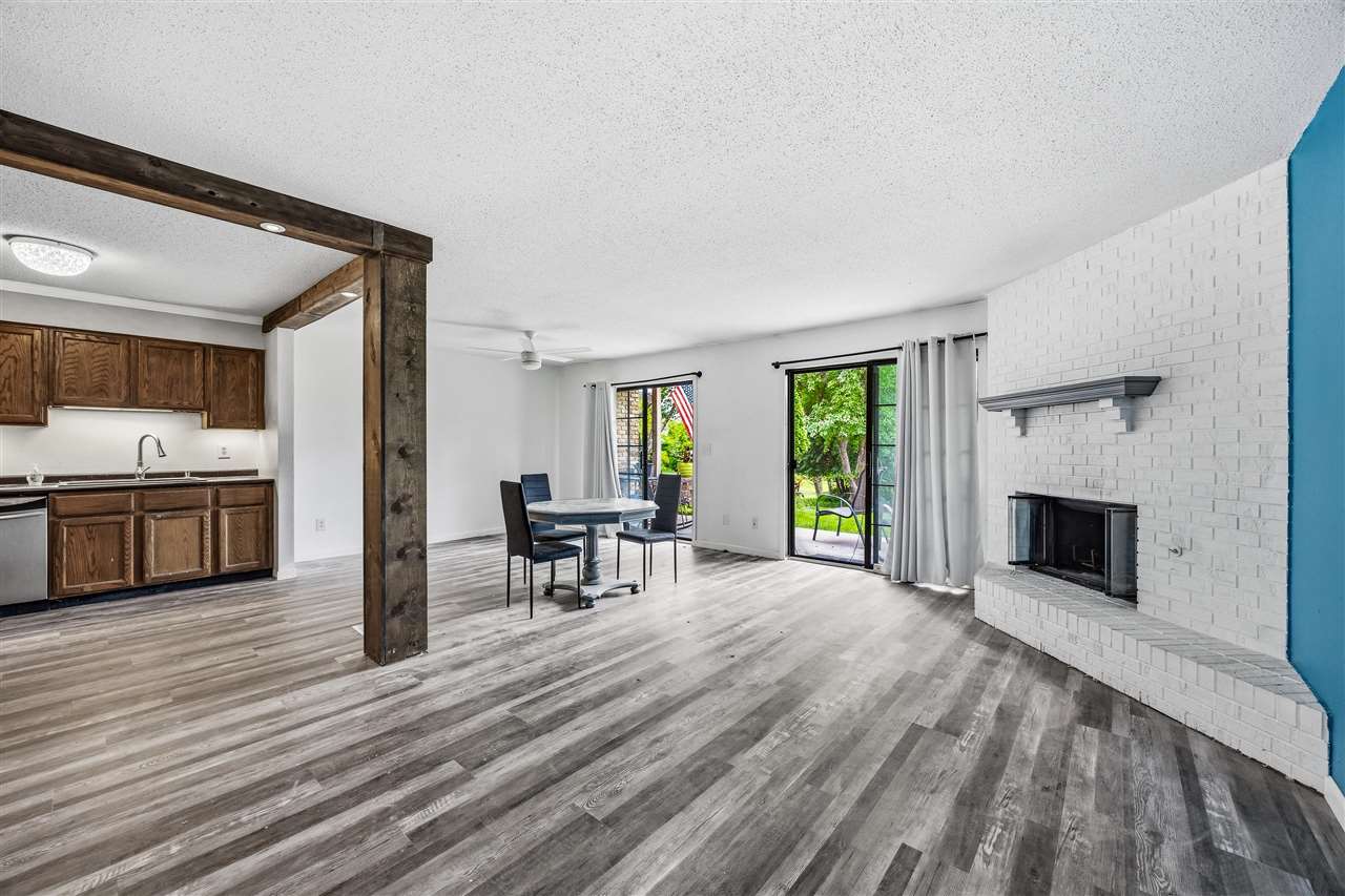 1512 1st Avenue Coralville IA 52241-2601