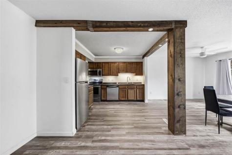 1512 1st Avenue Coralville IA 52241-2601