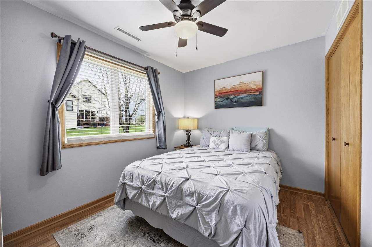 40 Shannon Drive North Liberty IA 52317