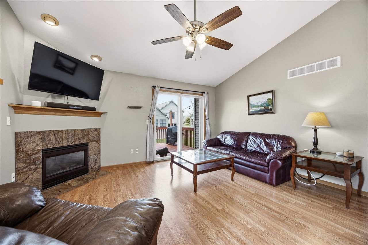 40 Shannon Drive North Liberty IA 52317