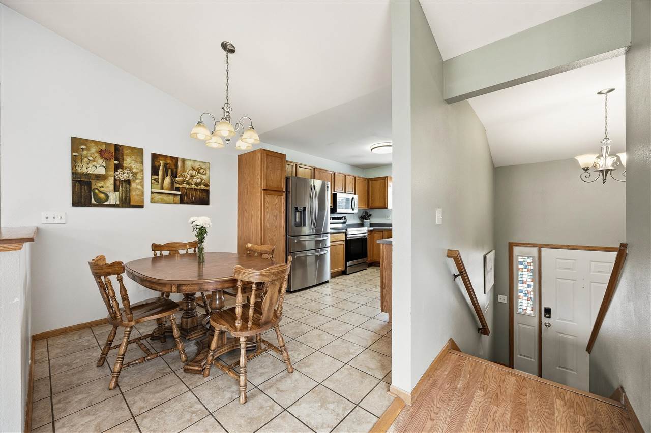40 Shannon Drive North Liberty IA 52317