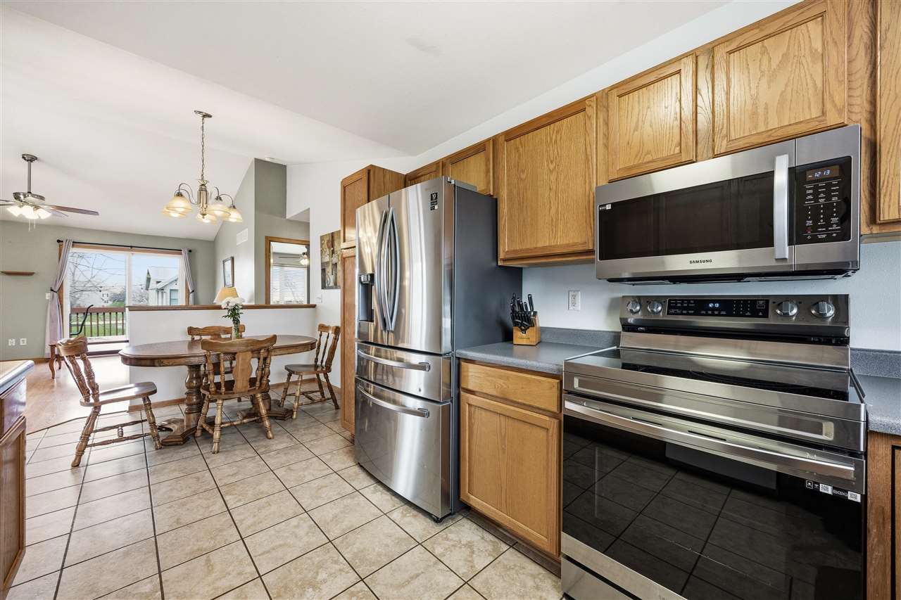 40 Shannon Drive North Liberty IA 52317