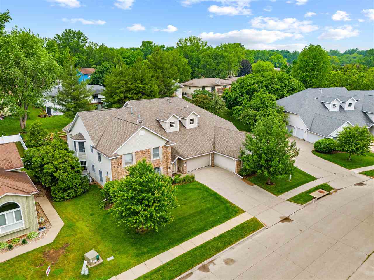 207 Cayman Street Iowa City IA 52245