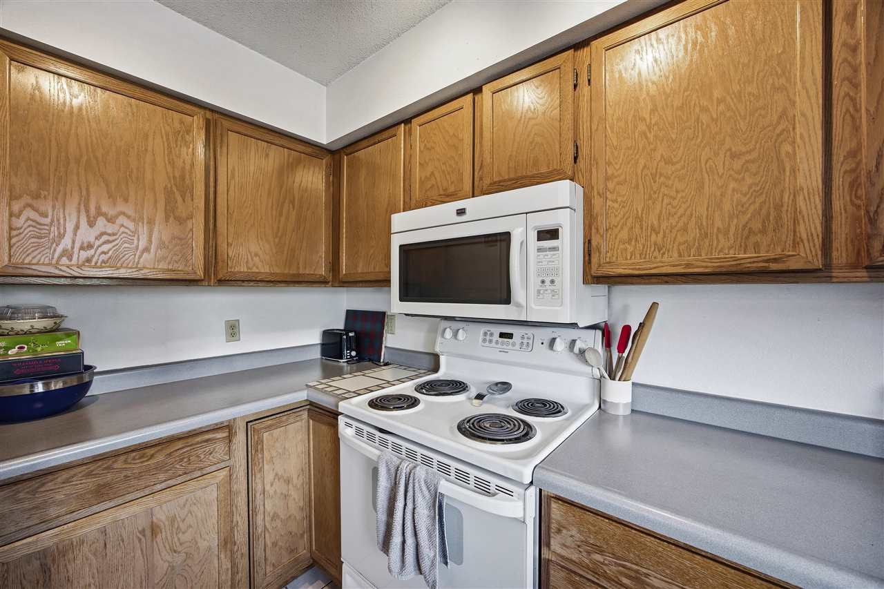 1933 Earl Road Iowa City IA 52246
