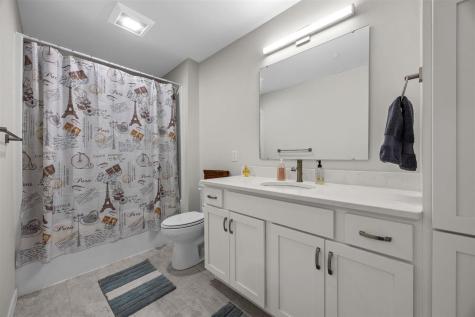 2222 Eversull Lane North Liberty IA 52317
