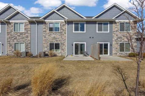 2222 Eversull Lane North Liberty IA 52317