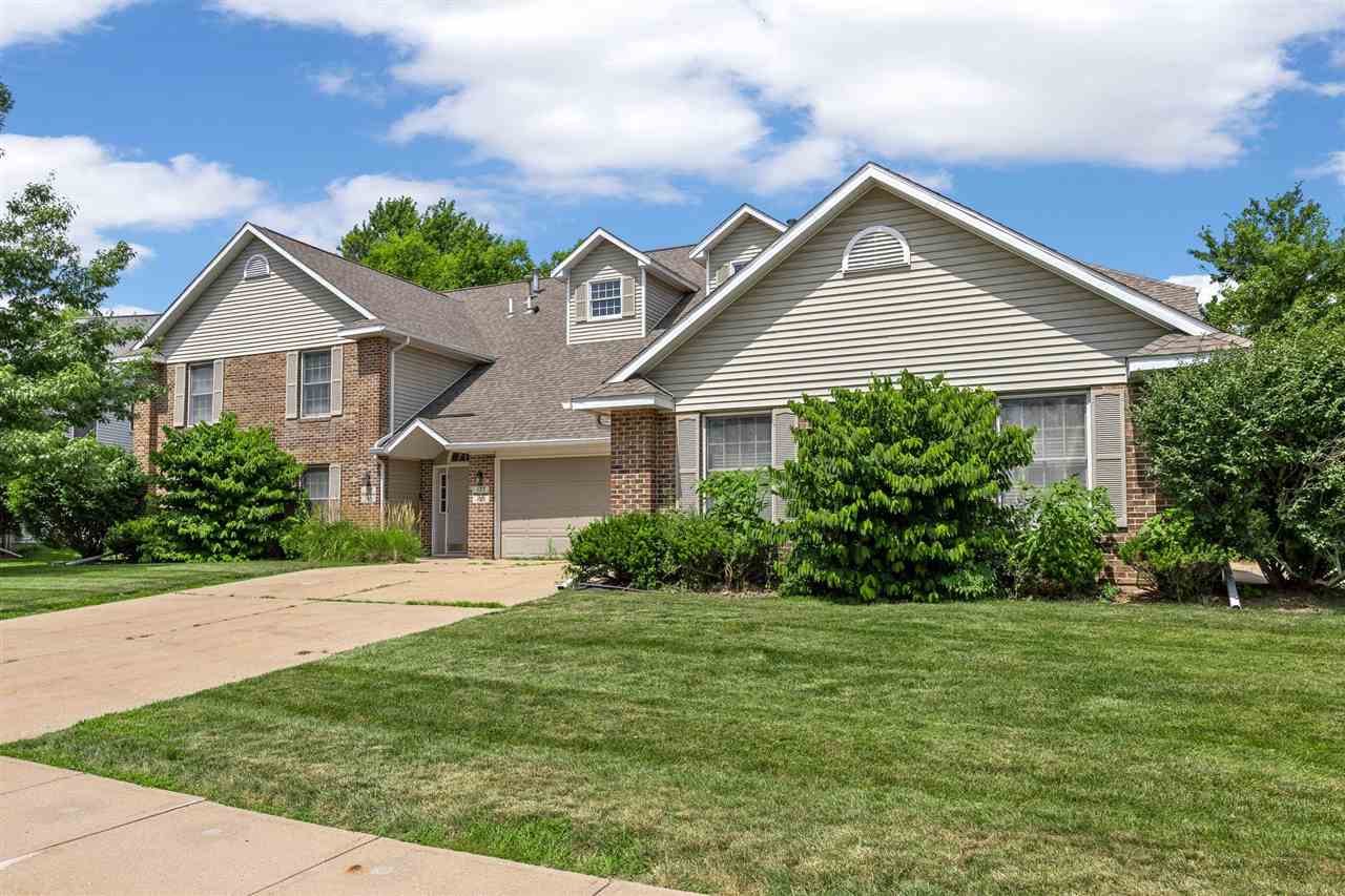 129 Cayman Street Iowa City IA 52245