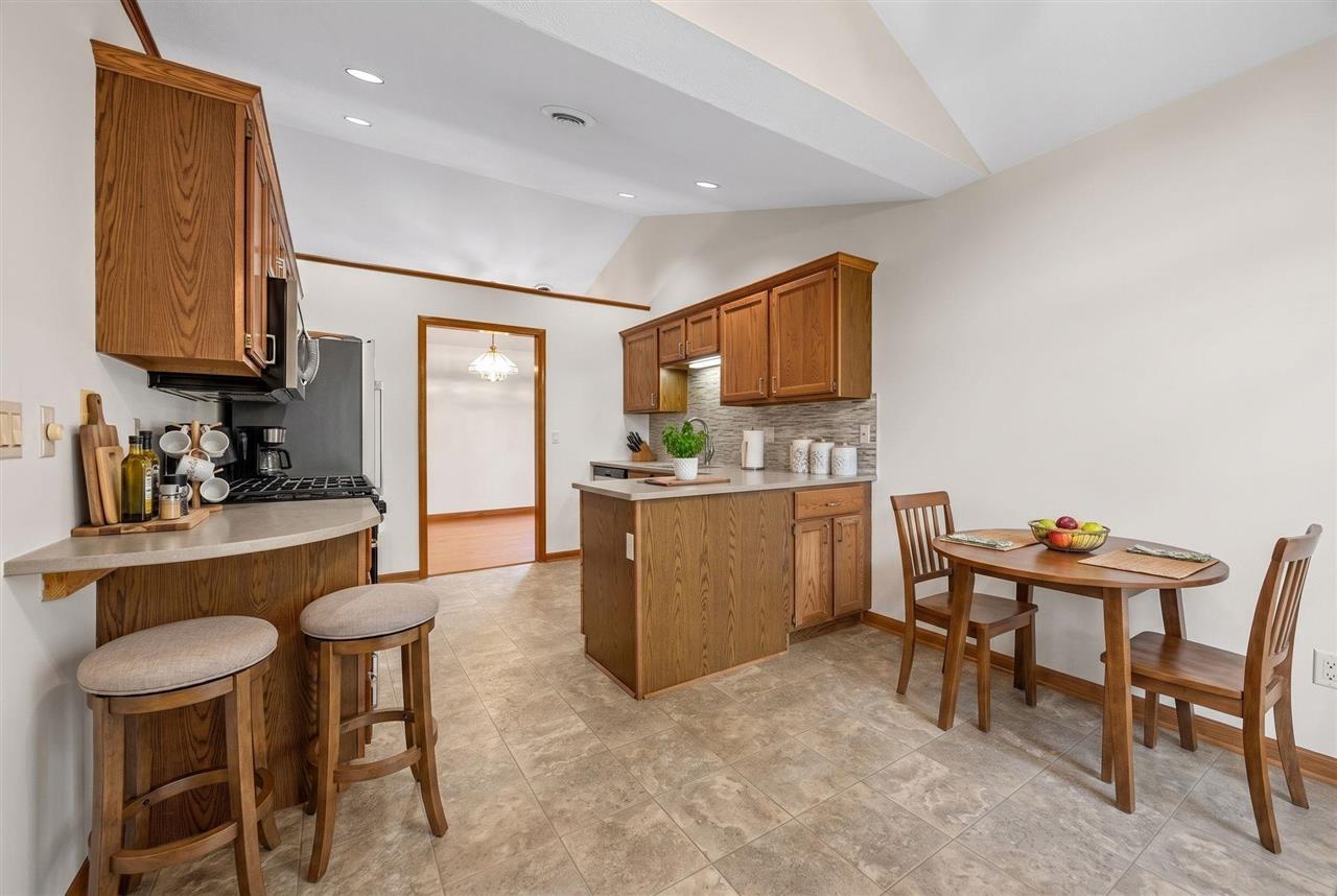 129 Cayman Street Iowa City IA 52245