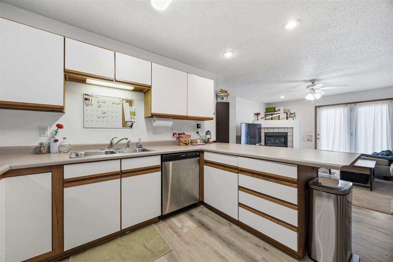 140 Shannon Drive North Liberty IA 52317