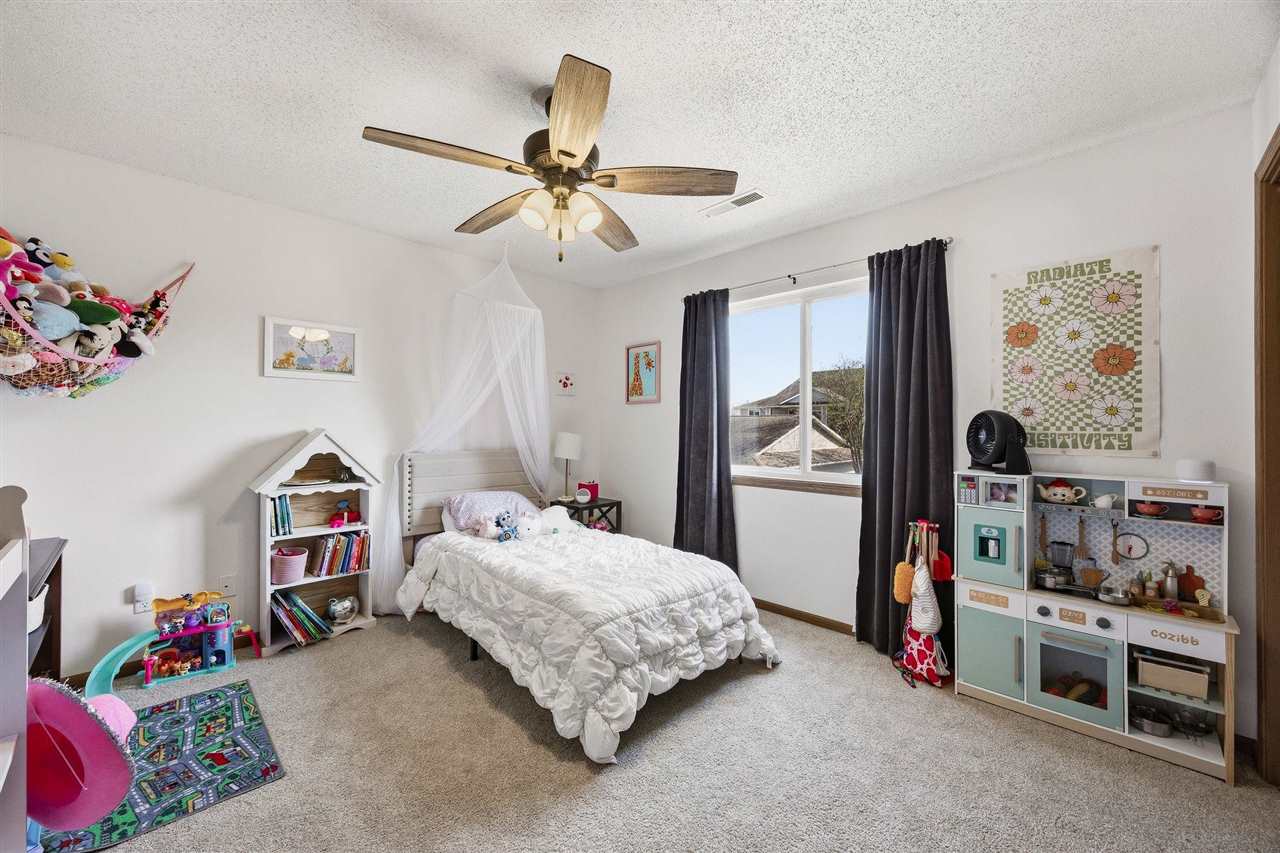 140 Shannon Drive North Liberty IA 52317