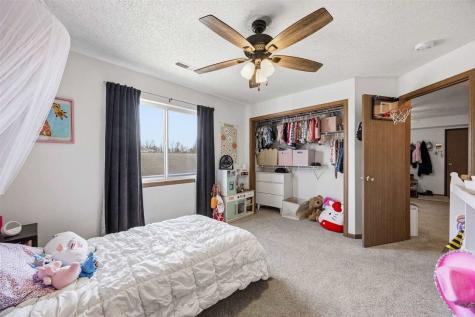 140 Shannon Drive North Liberty IA 52317