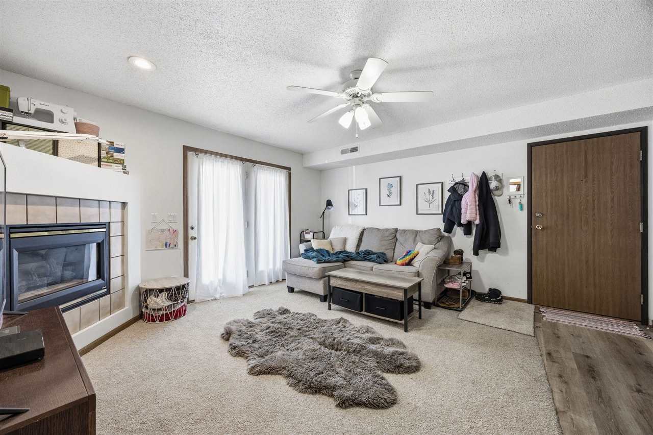 140 Shannon Drive North Liberty IA 52317