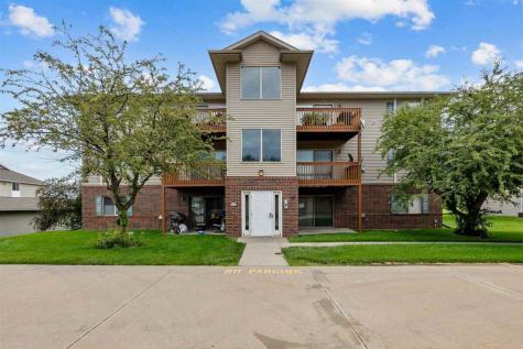 50 Zeller Crossing North Liberty IA 52317