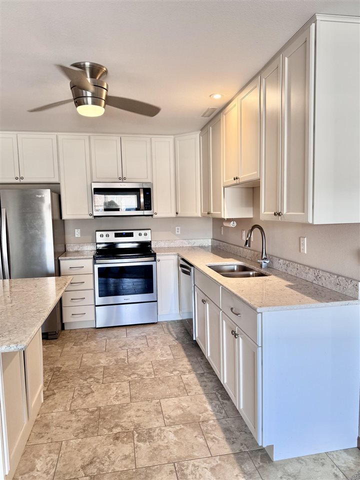 6410 NE Creekside Drive Cedar Rapids IA 52402