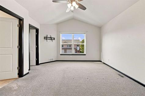 45 Renee Lane Tiffin IA 52340