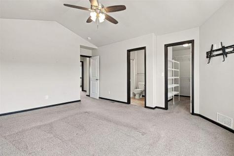 45 Renee Lane Tiffin IA 52340