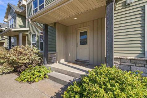 45 Renee Lane Tiffin IA 52340