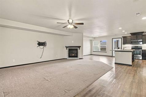 45 Renee Lane Tiffin IA 52340