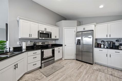 729 Heartland Court Fairfax IA 52228