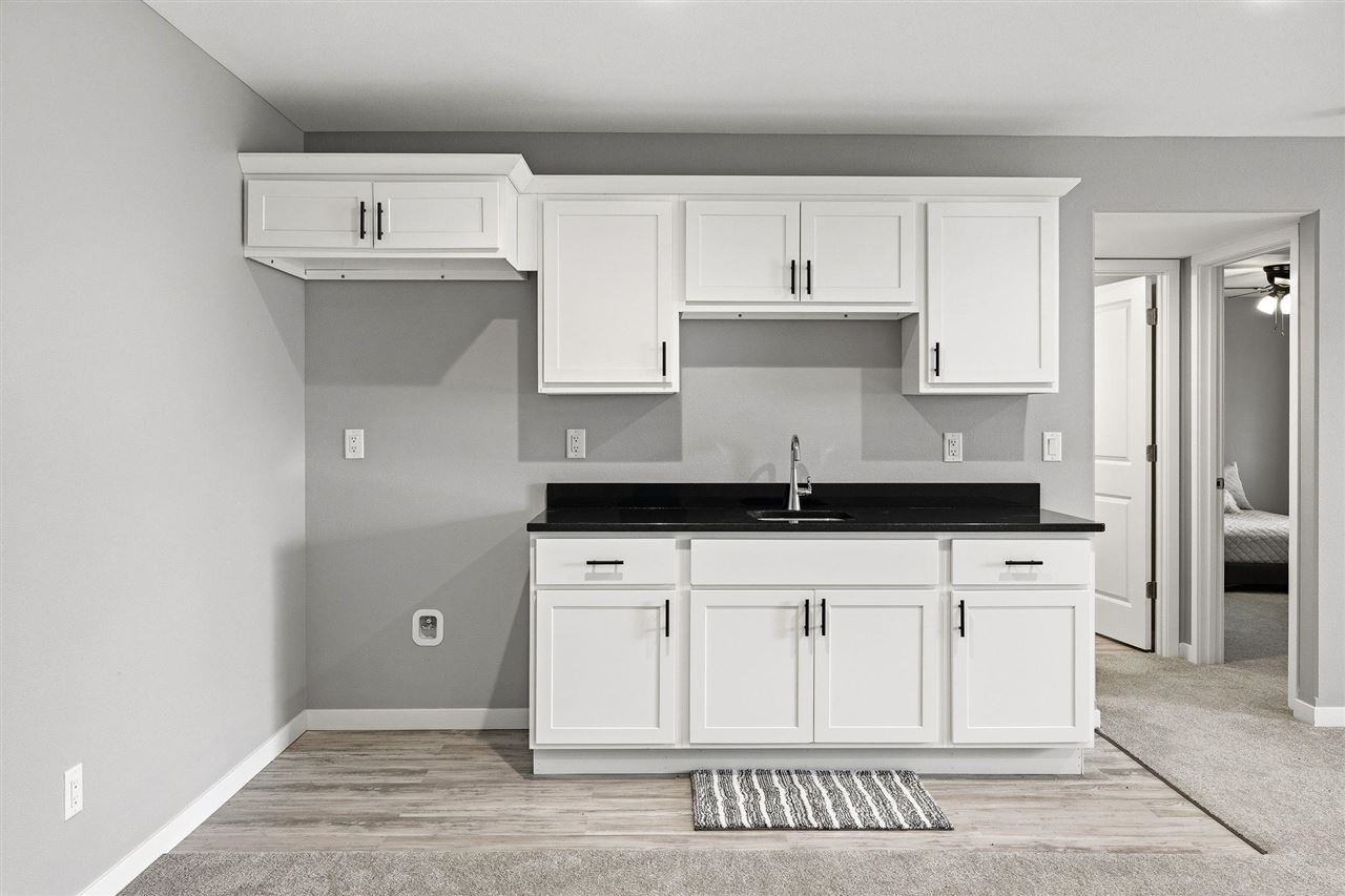 729 Heartland Court Fairfax IA 52228