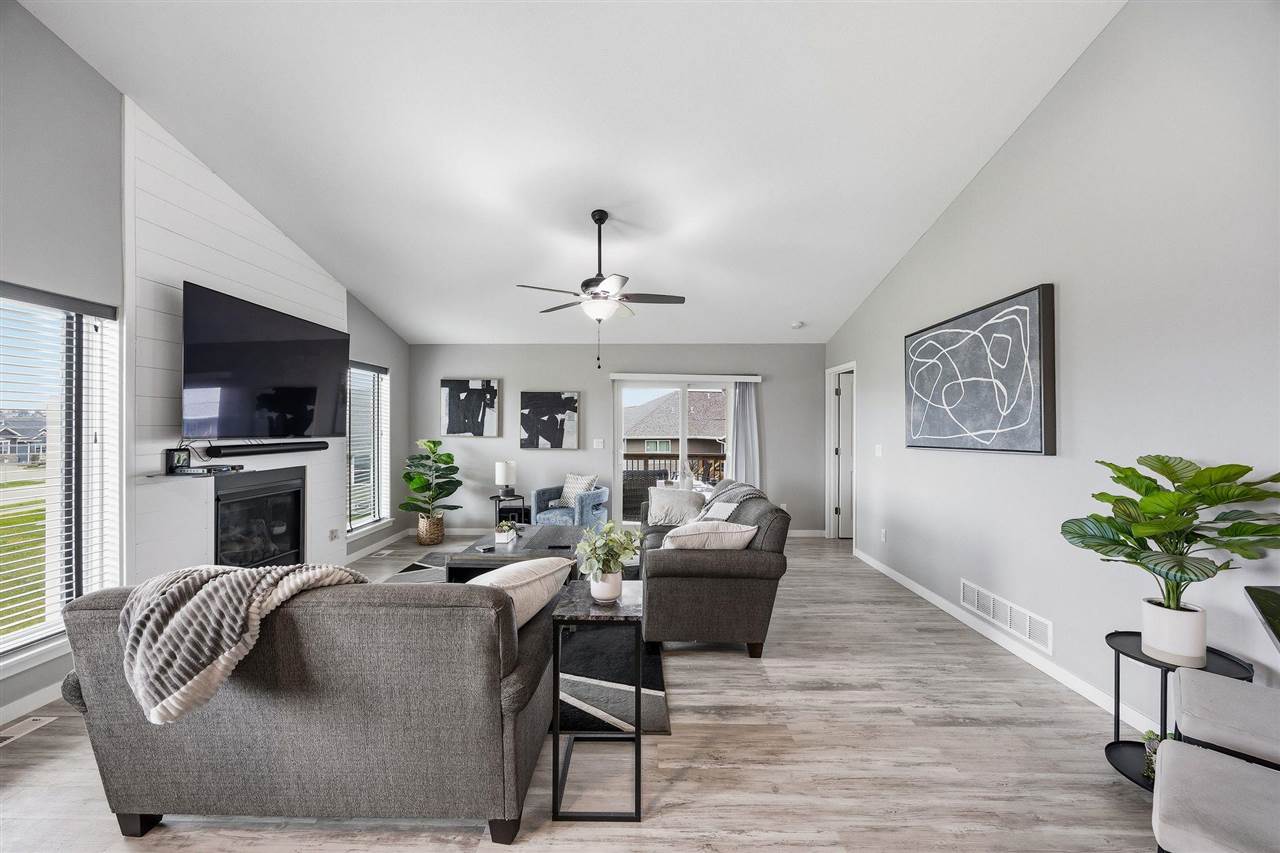 729 Heartland Court Fairfax IA 52228