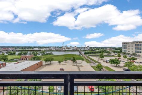 900 2nd Street SE Cedar Rapids IA 52401