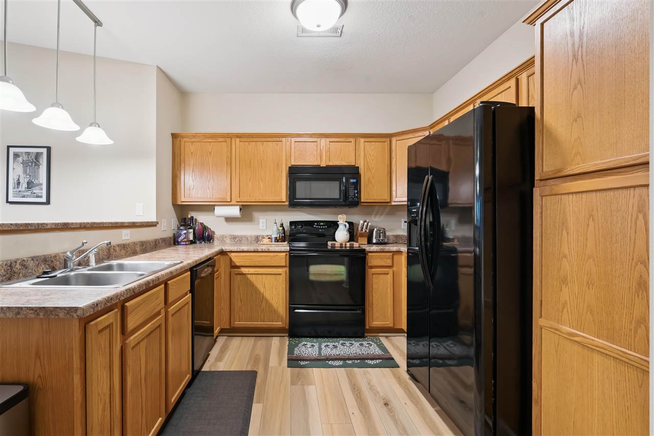 600 Grandview Court Iowa City IA 52246