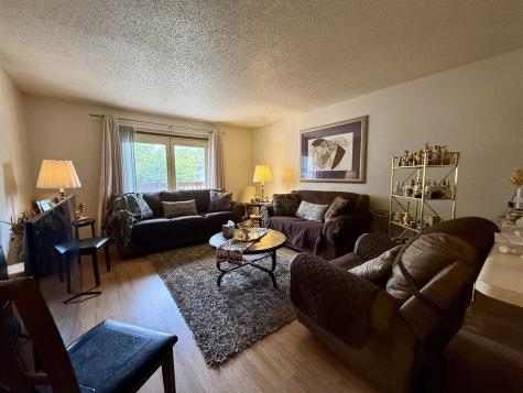 25 Lincoln Avenue #13 Iowa City IA 52246