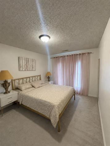 25 Lincoln Avenue #13 Iowa City IA 52246