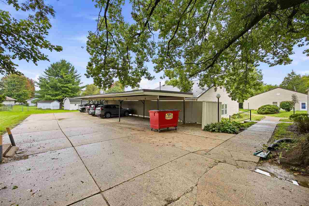 1220 Village Road Iowa City IA 52440