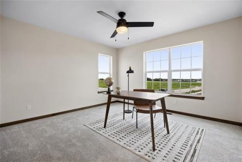 160 Bethany Loop SW Cedar Rapids IA 52404