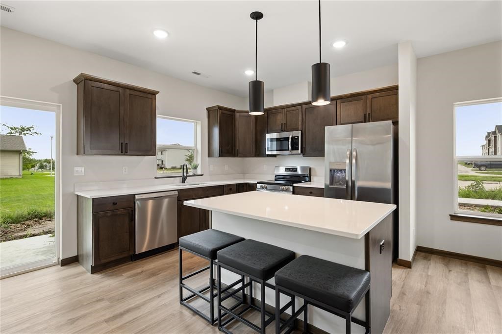 160 Bethany Loop SW Cedar Rapids IA 52404