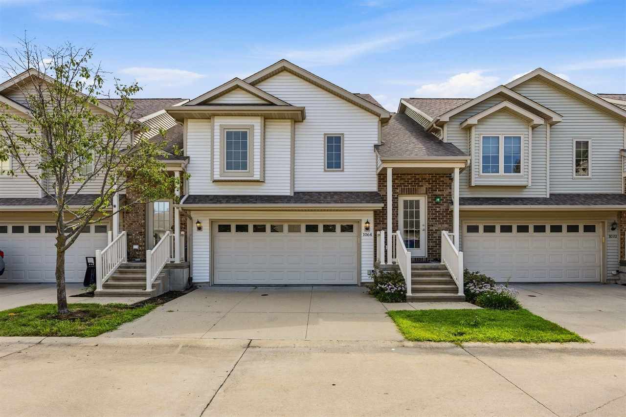 1064 Sunny Side Drive North Liberty IA 52317