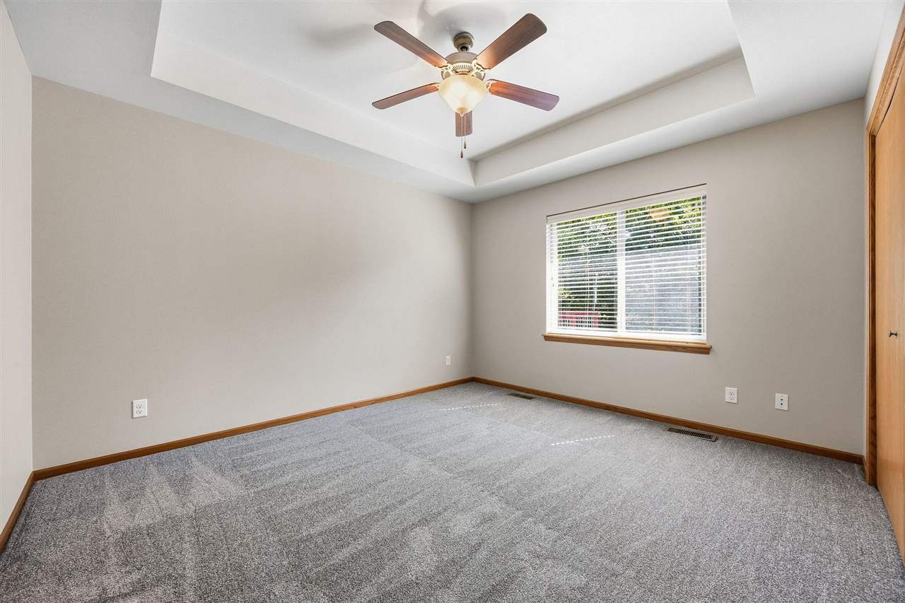 1064 Sunny Side Drive North Liberty IA 52317