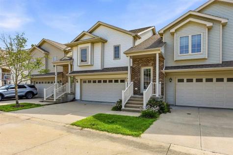 1064 Sunny Side Drive North Liberty IA 52317