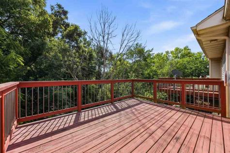 1064 Sunny Side Drive North Liberty IA 52317