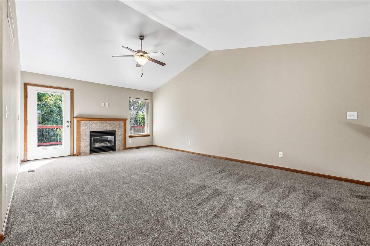 1064 Sunny Side Drive North Liberty IA 52317