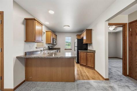 1064 Sunny Side Drive North Liberty IA 52317