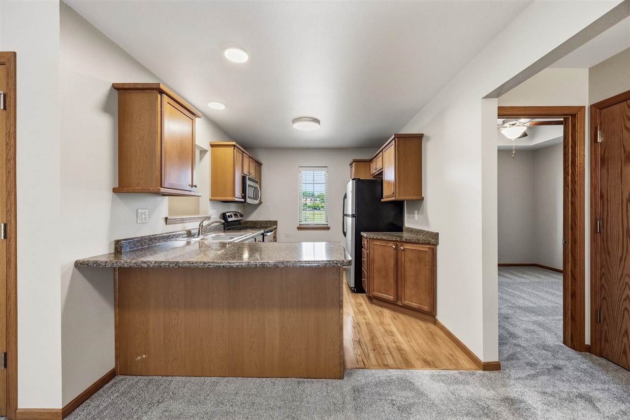 1064 Sunny Side Drive North Liberty IA 52317
