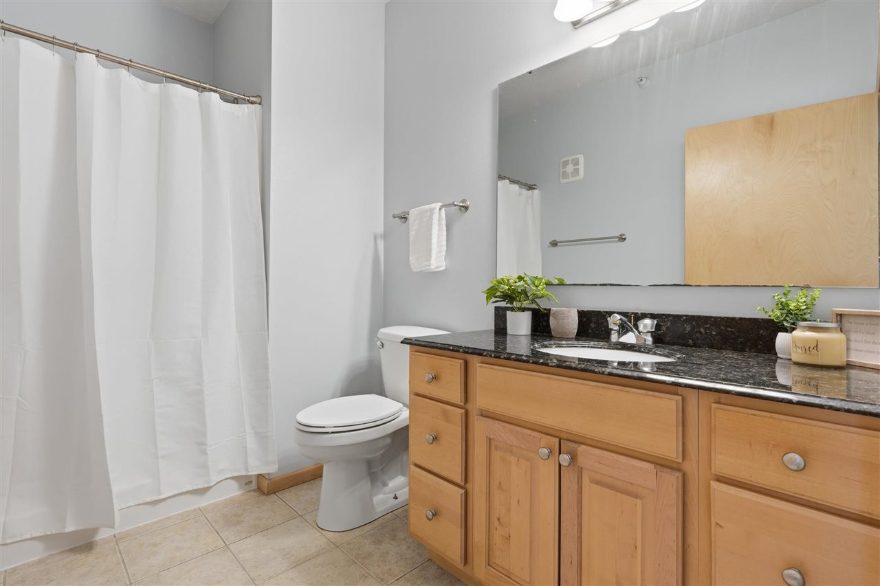 1092 Walnut Avenue Riverside IA 52327