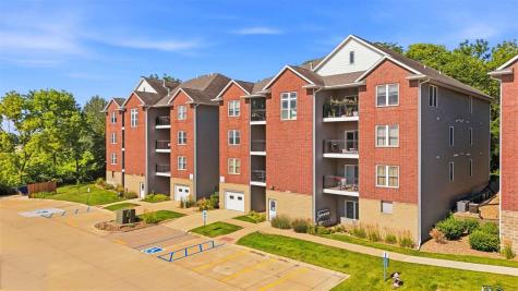 1092 Walnut Avenue Riverside IA 52327