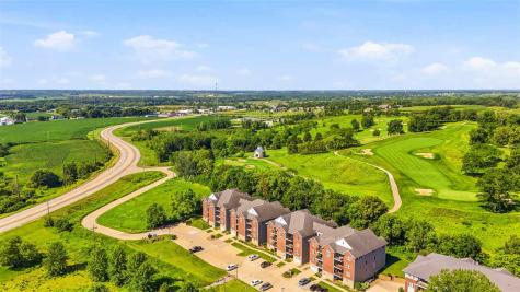 1092 Walnut Avenue Riverside IA 52327