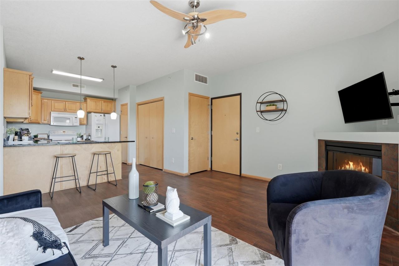 1092 Walnut Avenue Riverside IA 52327