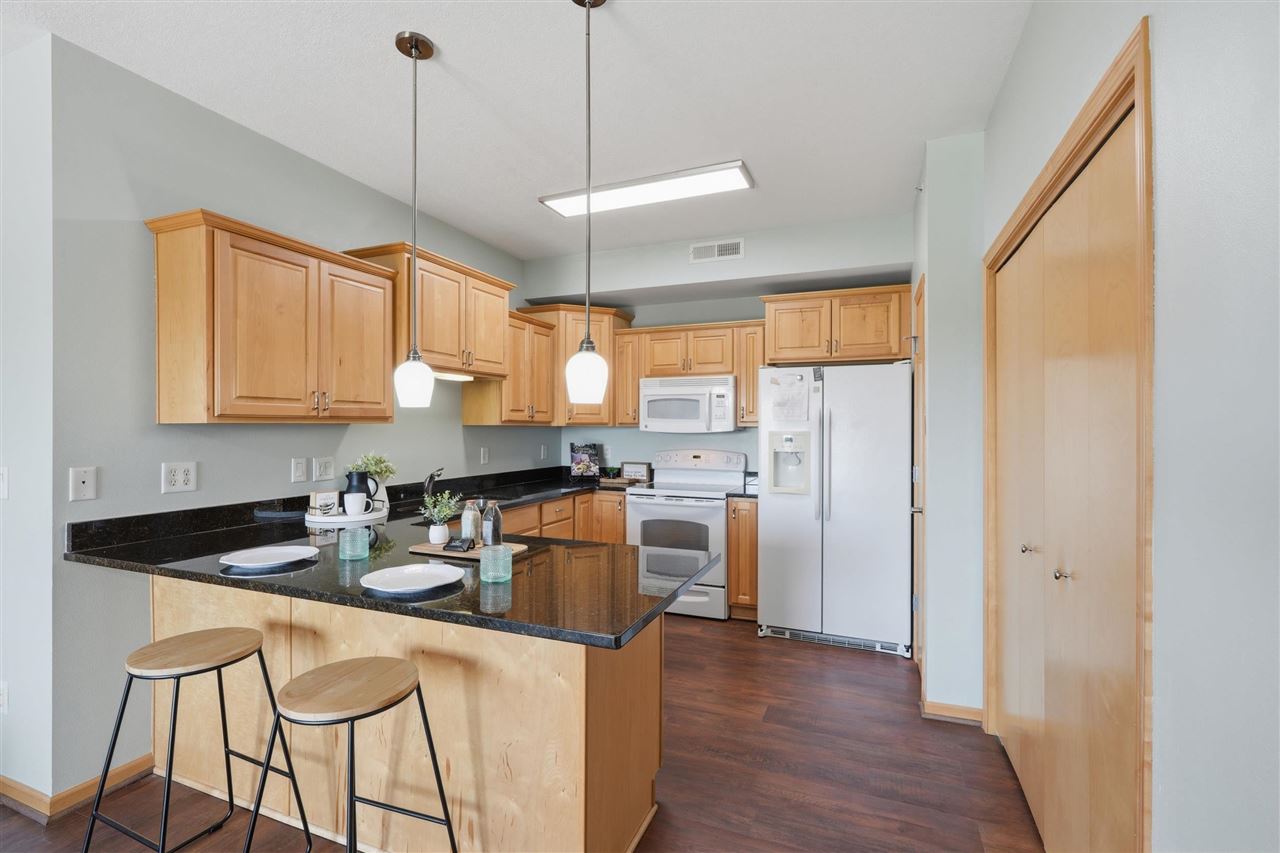 1092 Walnut Avenue Riverside IA 52327