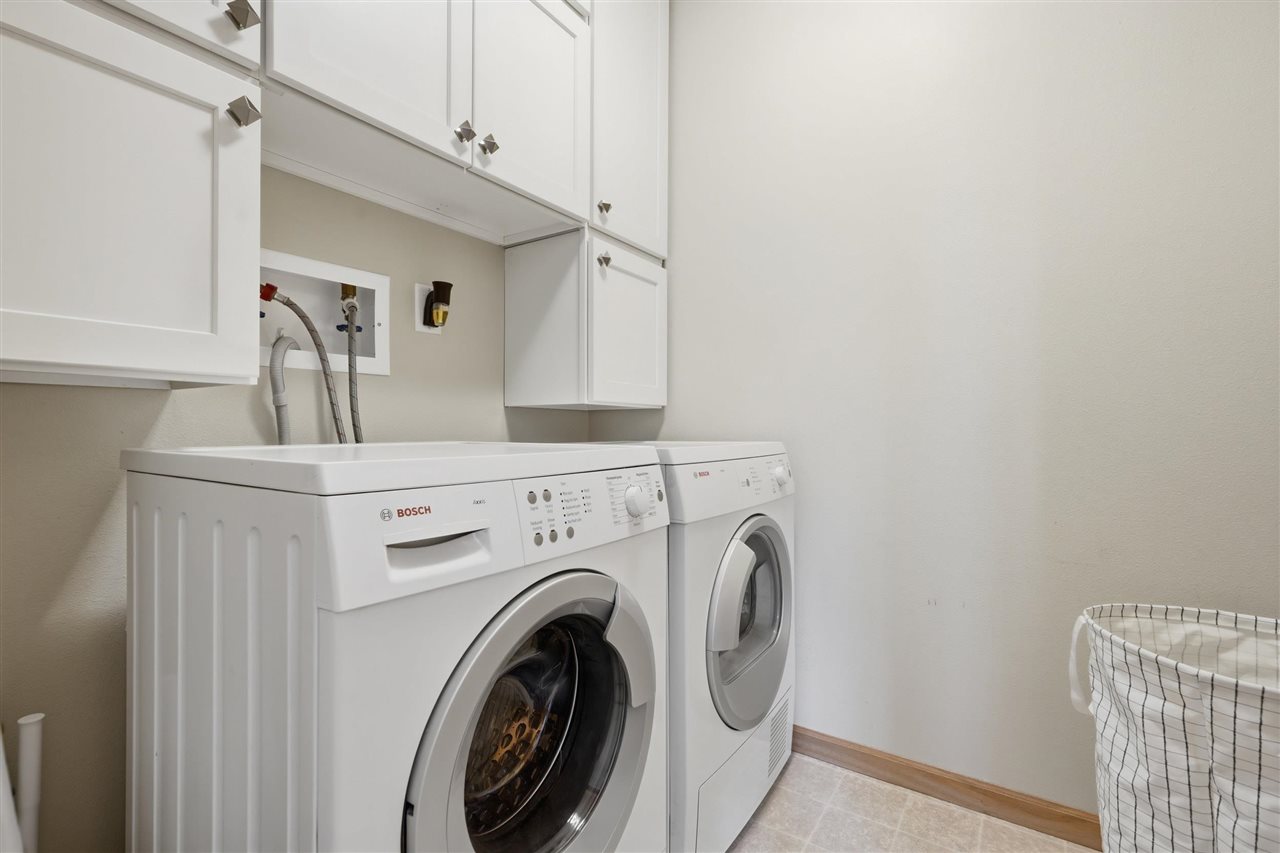 49 Duck Creek Place Iowa City IA 52246