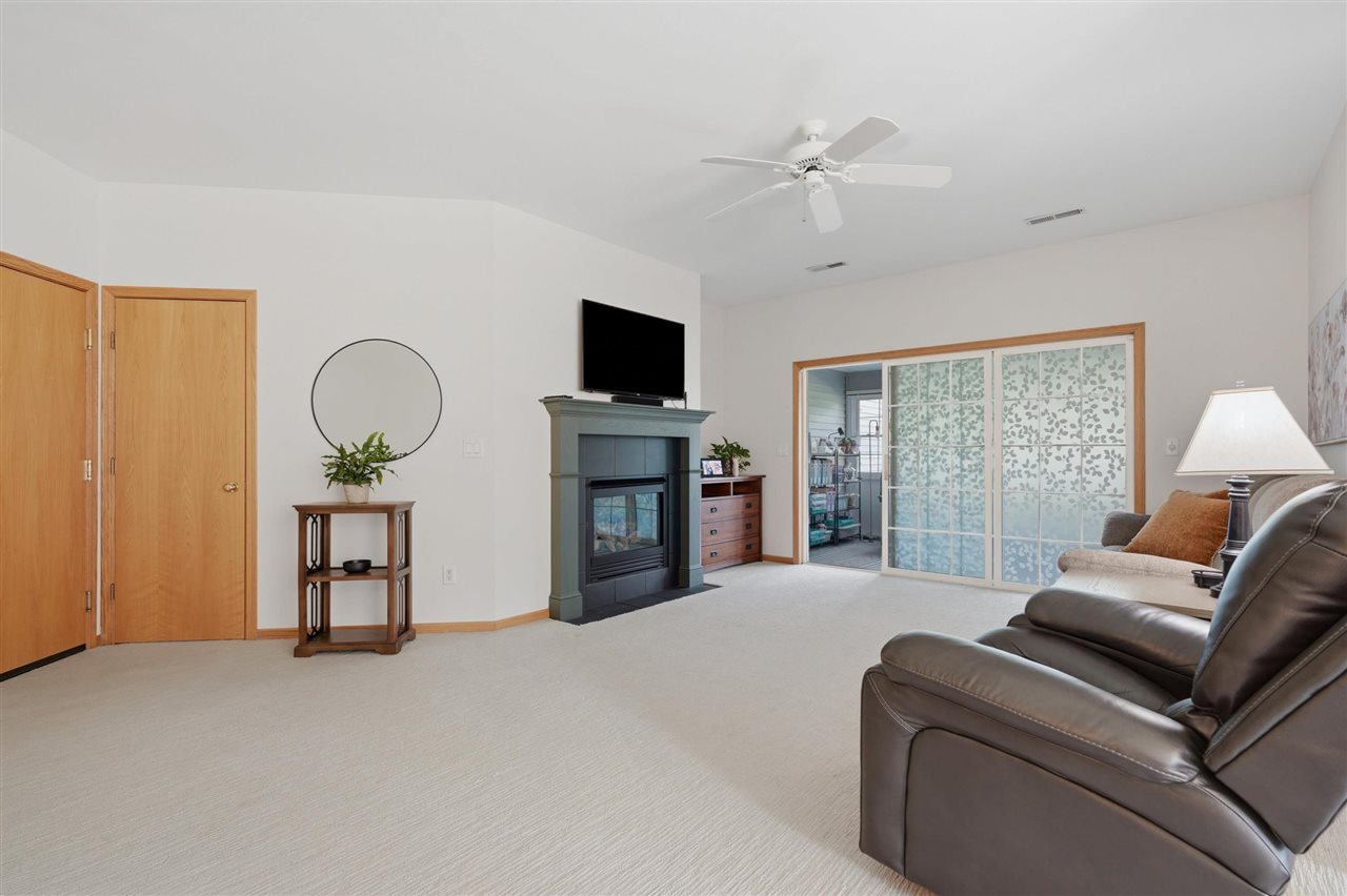 49 Duck Creek Place Iowa City IA 52246