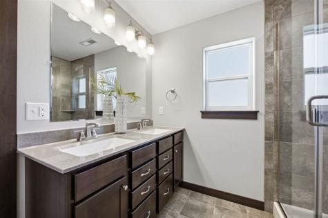 3507 Pioneer Avenue SE Cedar Rapids IA 52403