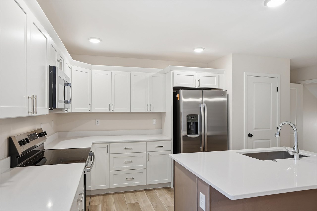 695 E Foster Road Iowa City IA 52245